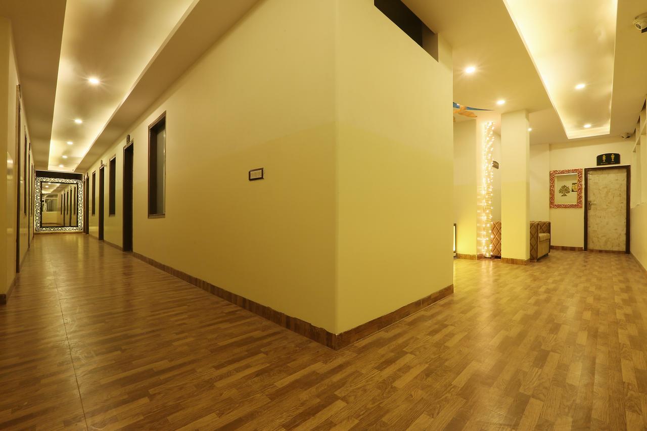 Plazzo Hotell New Delhi Eksteriør bilde