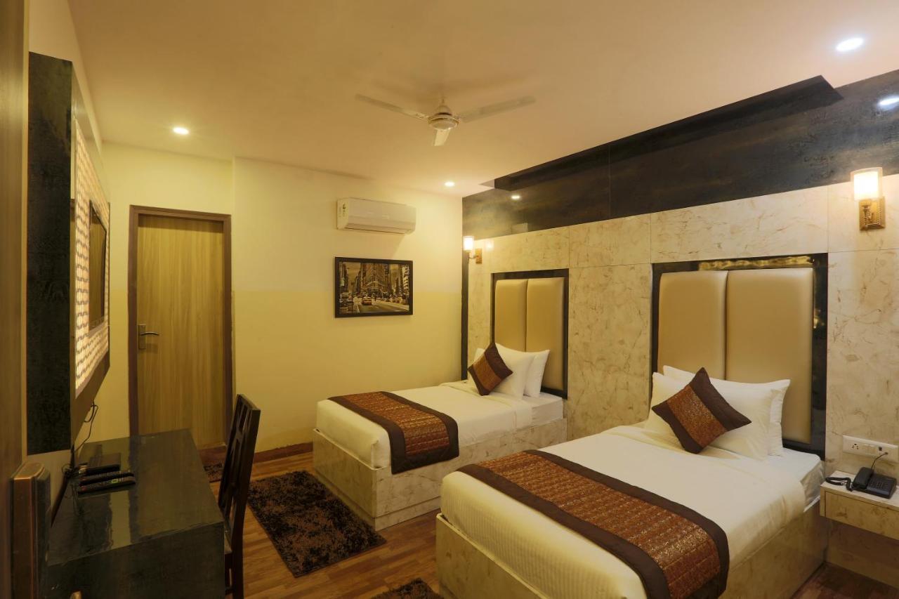 Plazzo Hotell New Delhi Eksteriør bilde