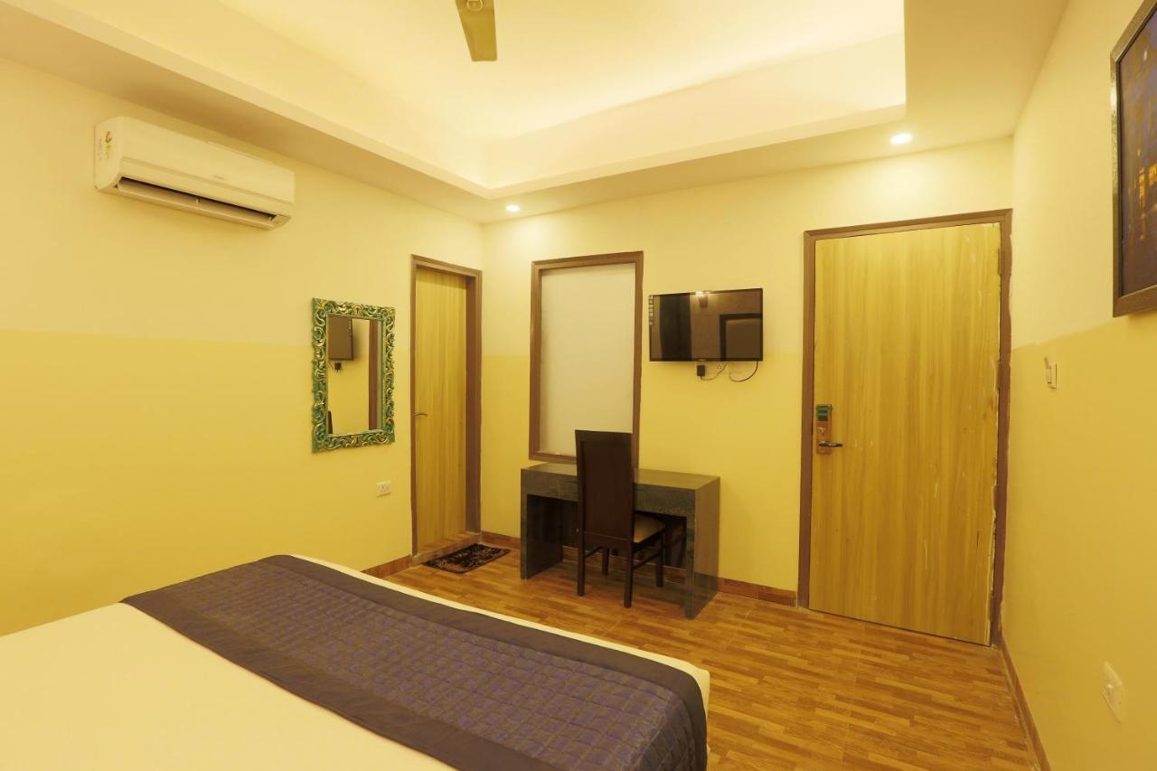Plazzo Hotell New Delhi Eksteriør bilde